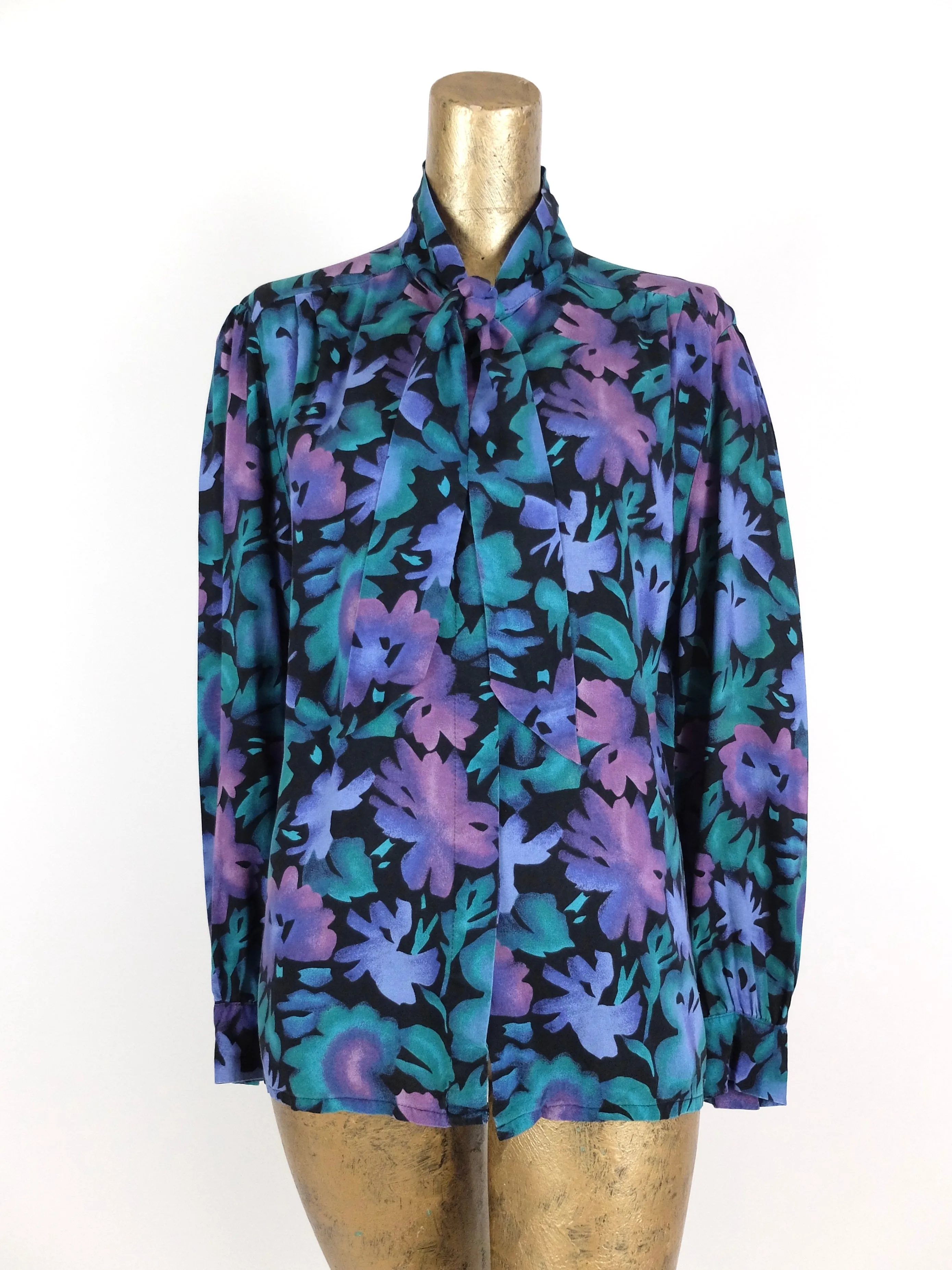 70s Romantic Mod Floral Long Sleeve Button Up Pussy Bow Blouse