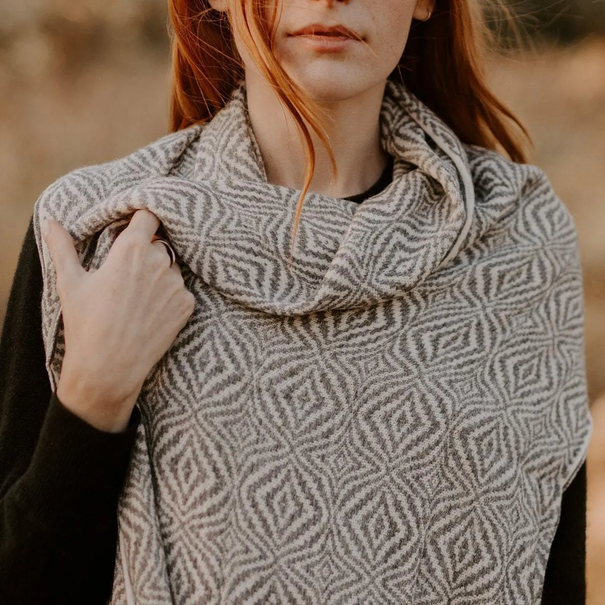 Alpaca cream scarf