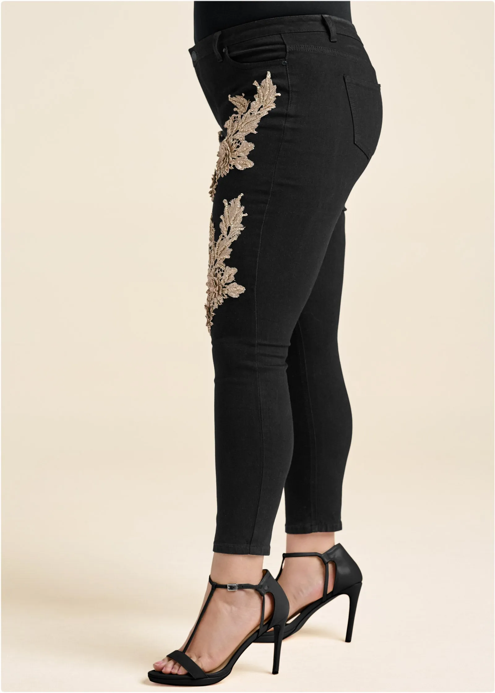 Floral Embellished Jeans - Black Multi