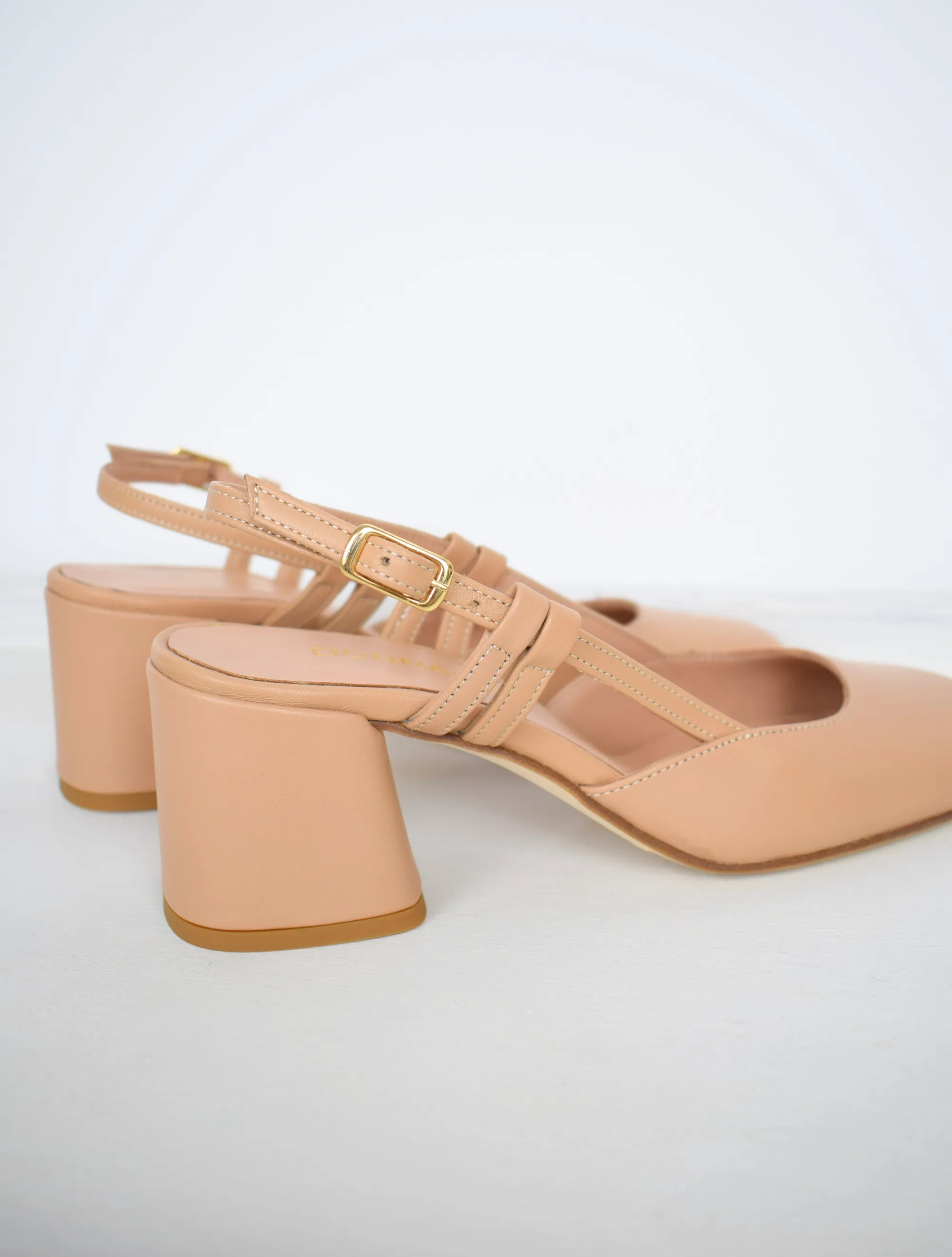 Hamilton Slingback Sandstone