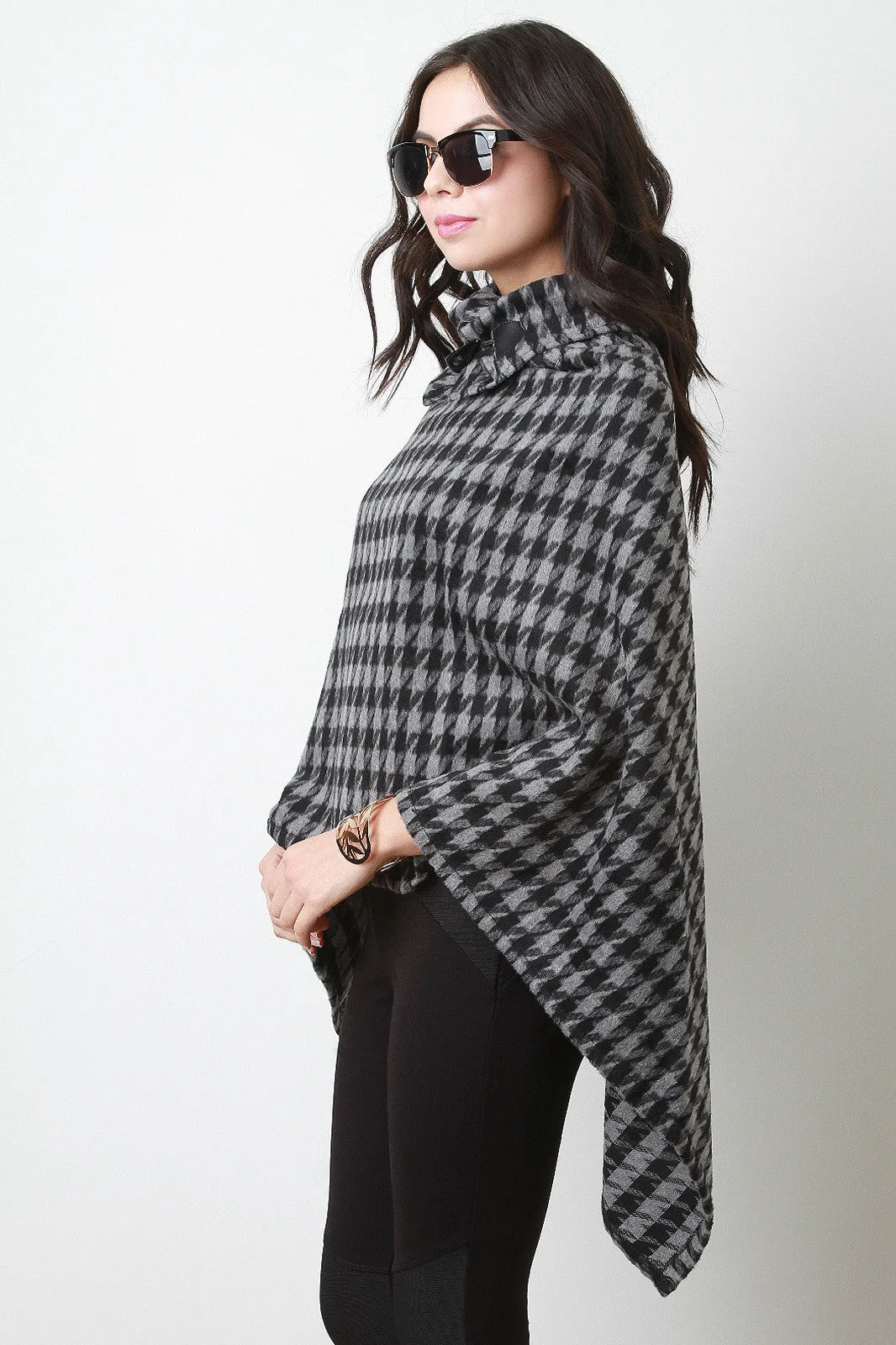 Houndstooth Knit Turtleneck Poncho