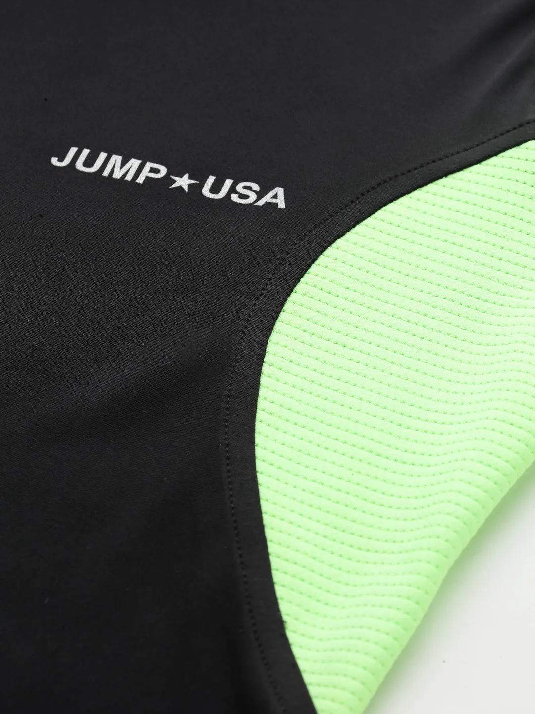 JUMP USA Women Black & Green Solid Rapid-Dry Training T-shirt