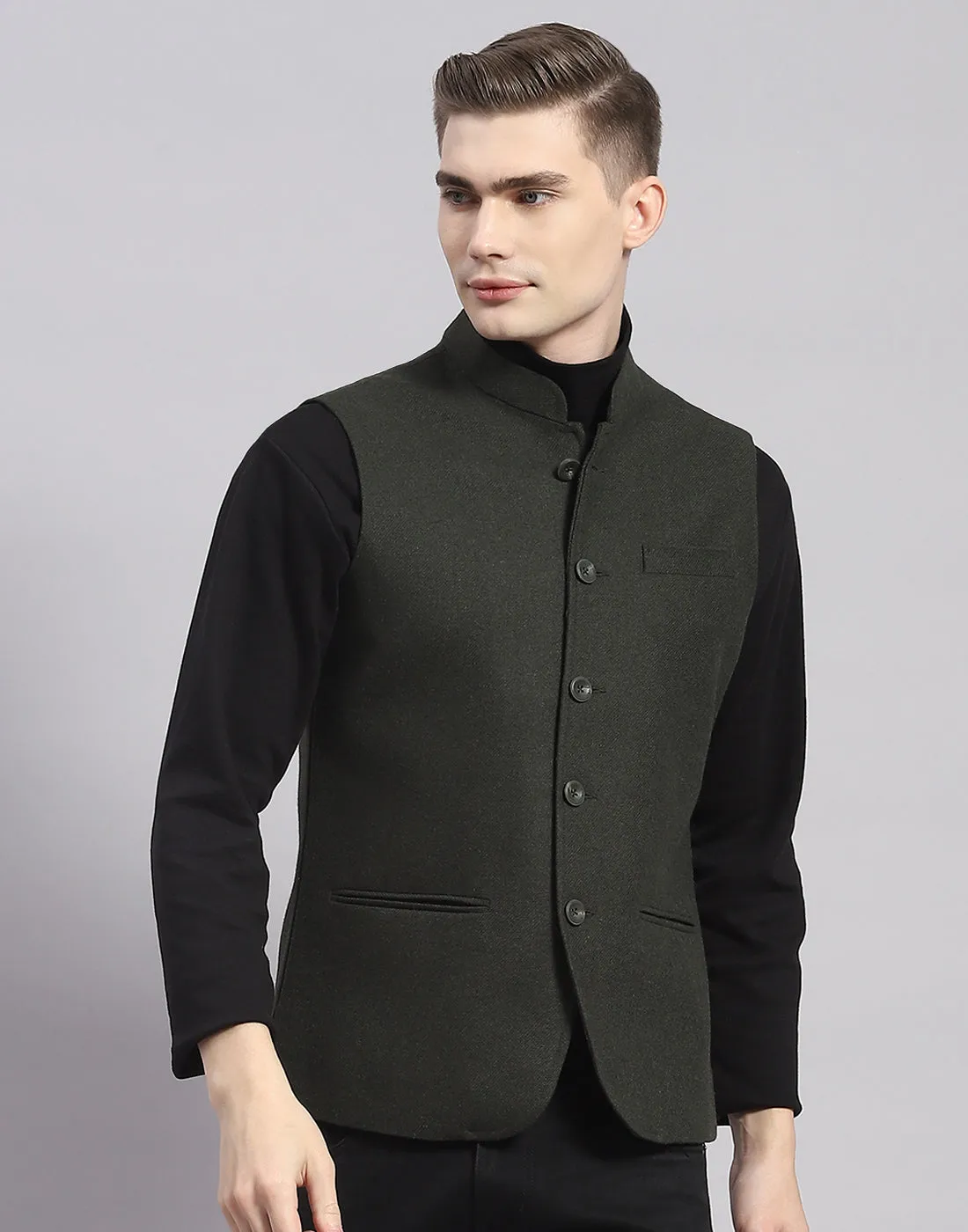 Men Olive Solid Mandarin Collar Sleeveless Nehru Jacket