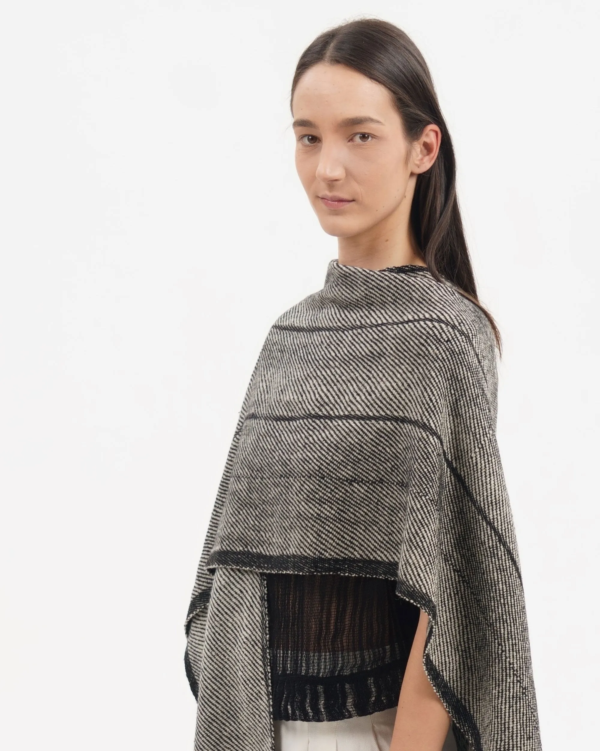 Poncho | LUPITA