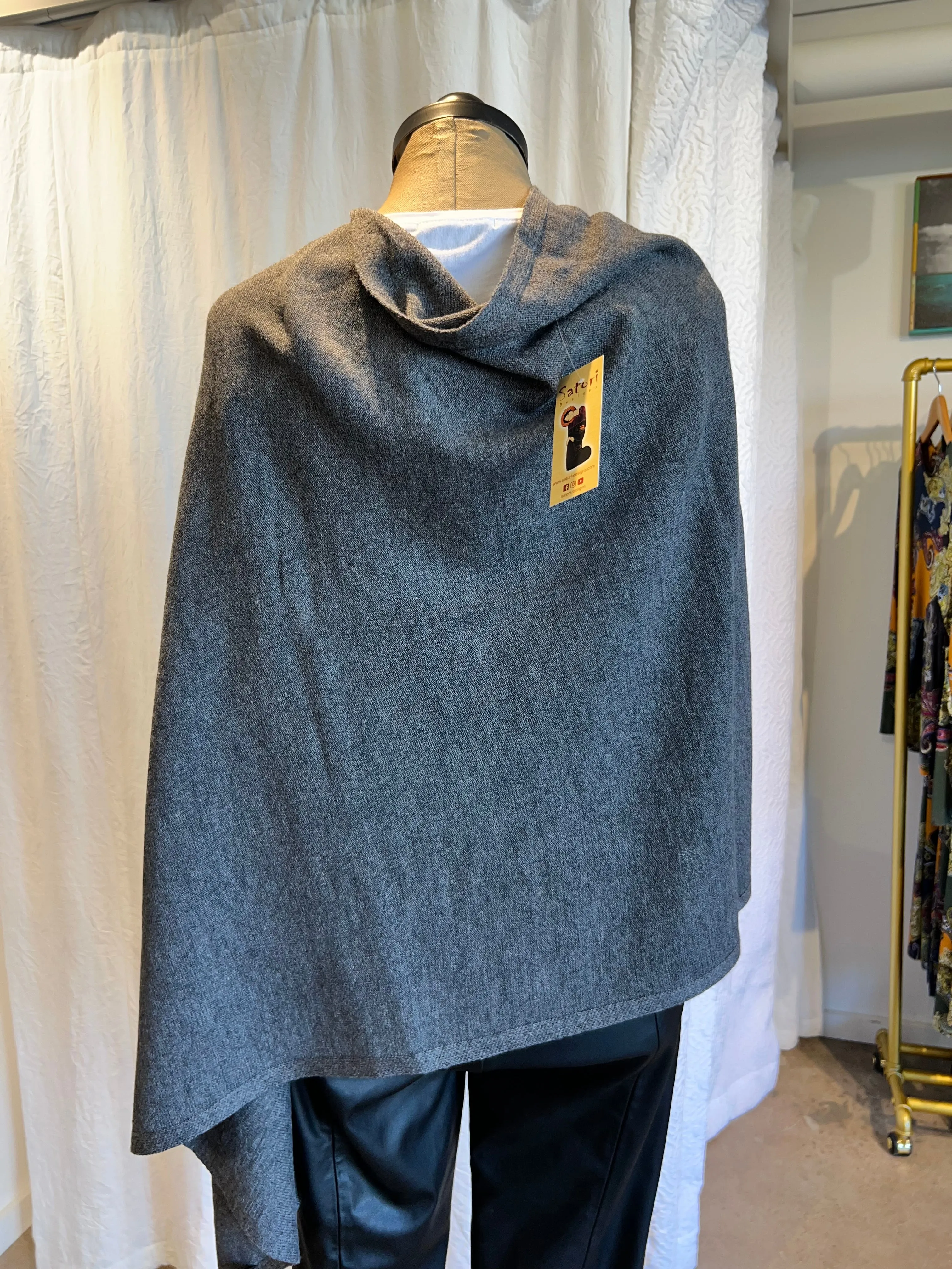 Solid Cowl Poncho - Grey