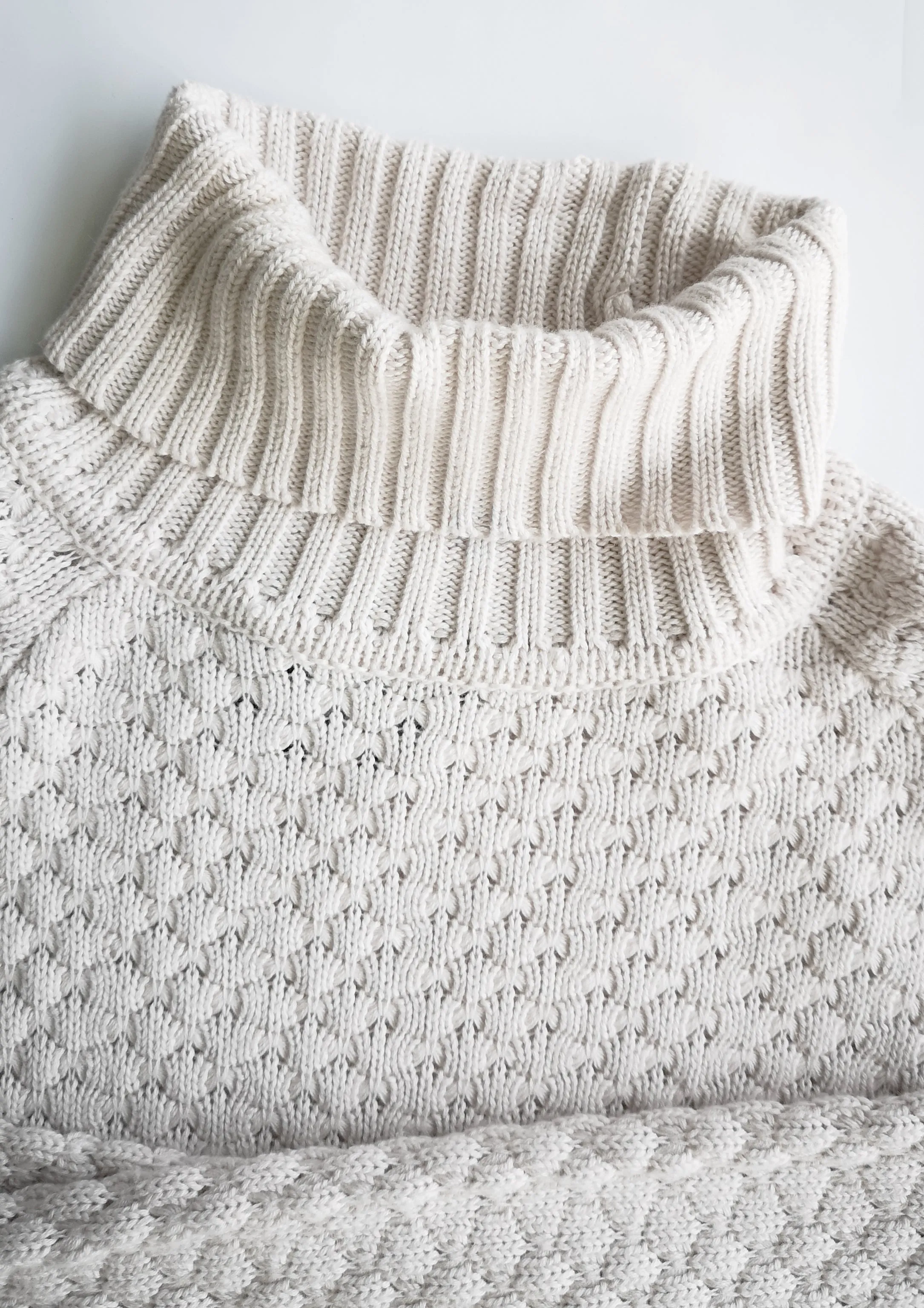 SWEATER TURTLENECK - KNIT PEARL beige