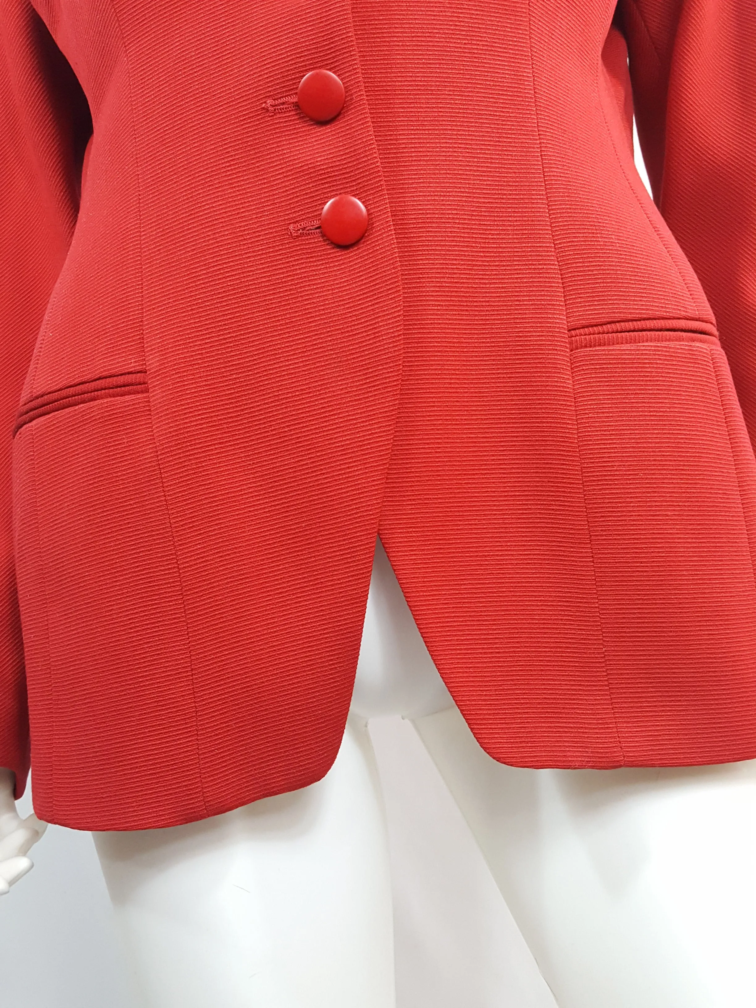 TAHARI Vintage 1980 Red Ribbed Twill Wool Skirt Suit size 12