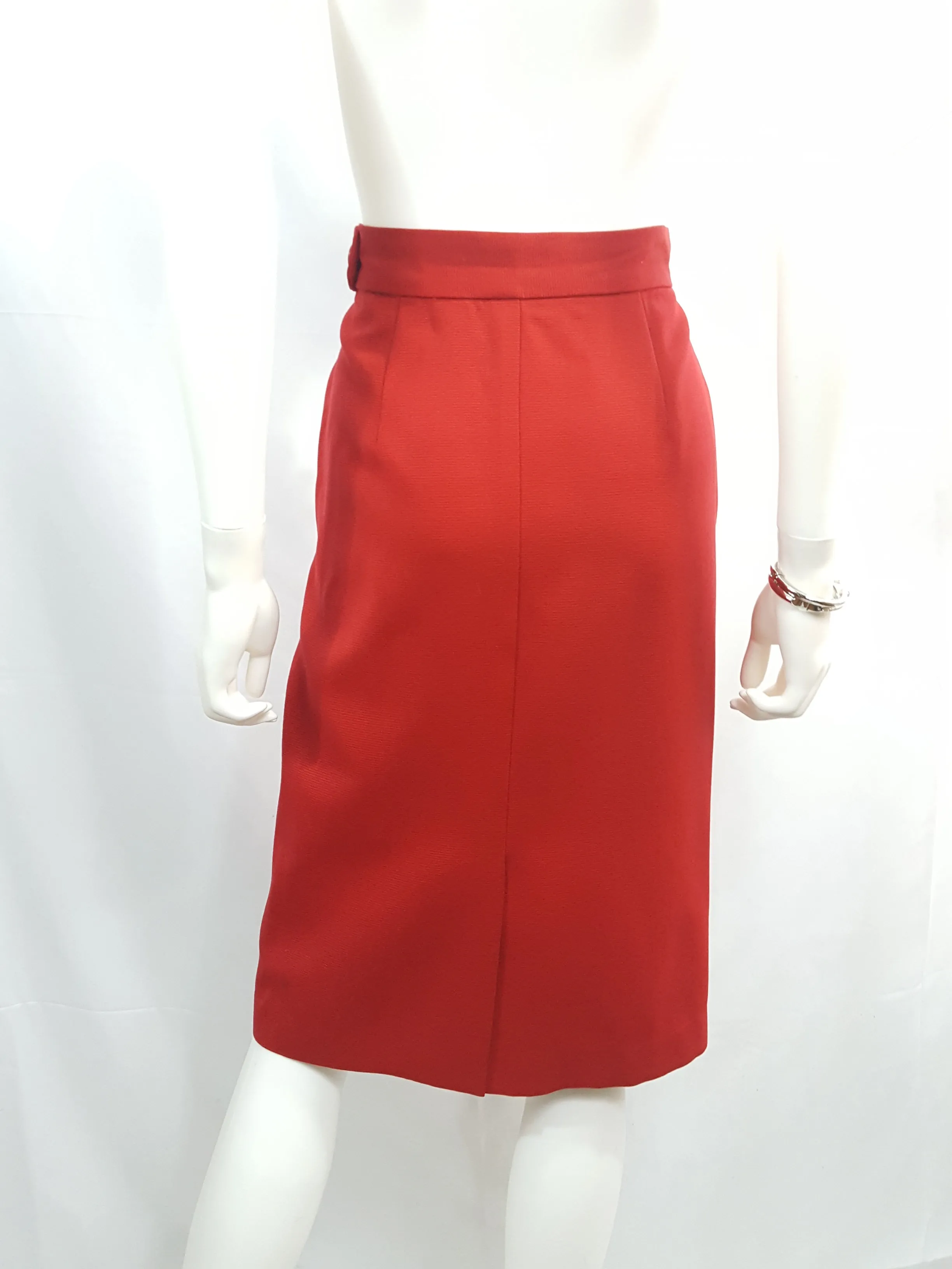 TAHARI Vintage 1980 Red Ribbed Twill Wool Skirt Suit size 12