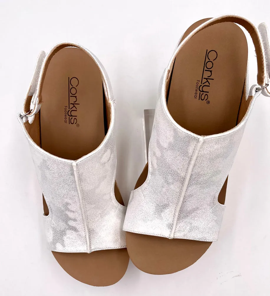 Tiffanee in White Metallic by Corkys