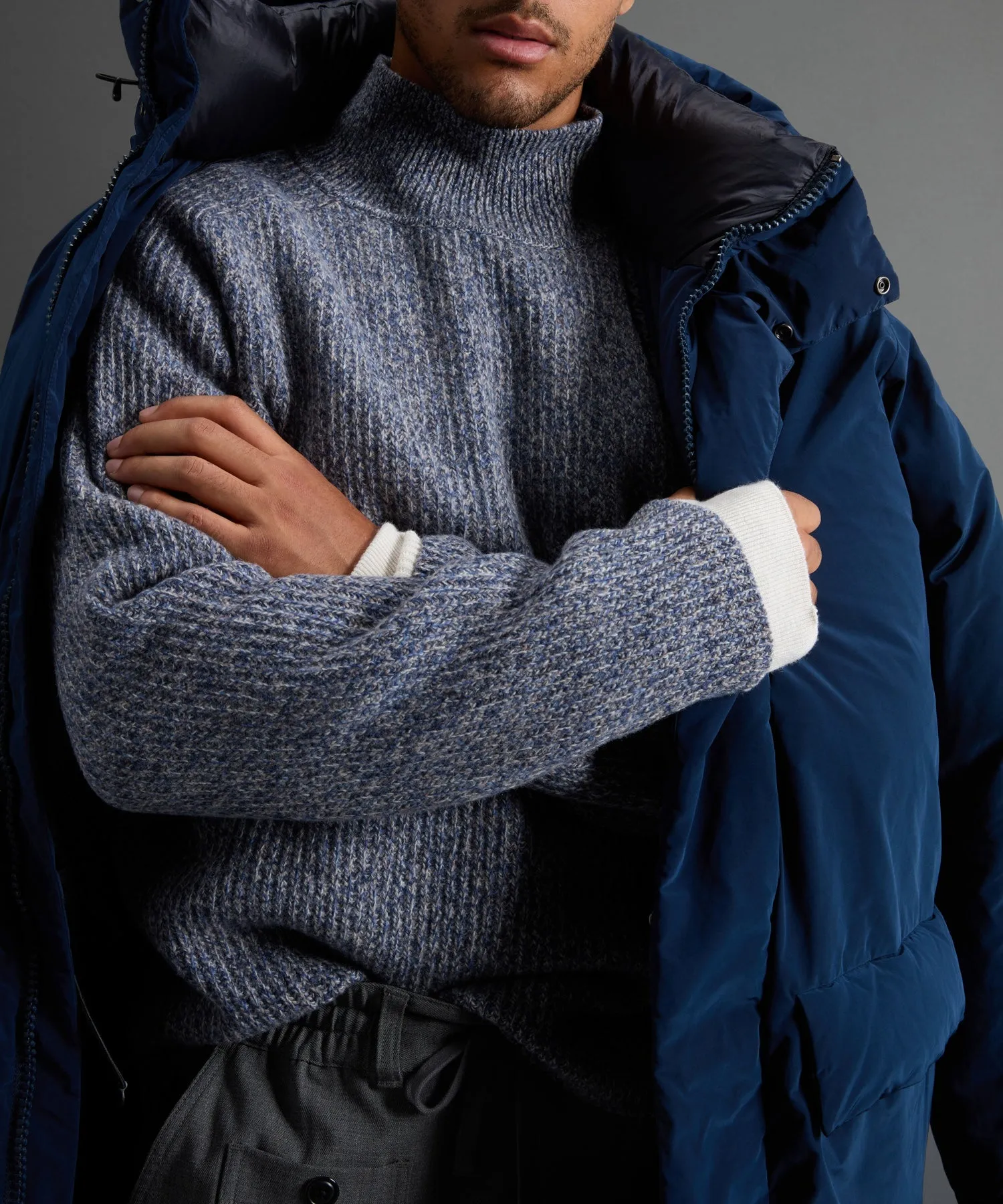 Todd Snyder X Woolrich Mouliné Turtleneck in Navy