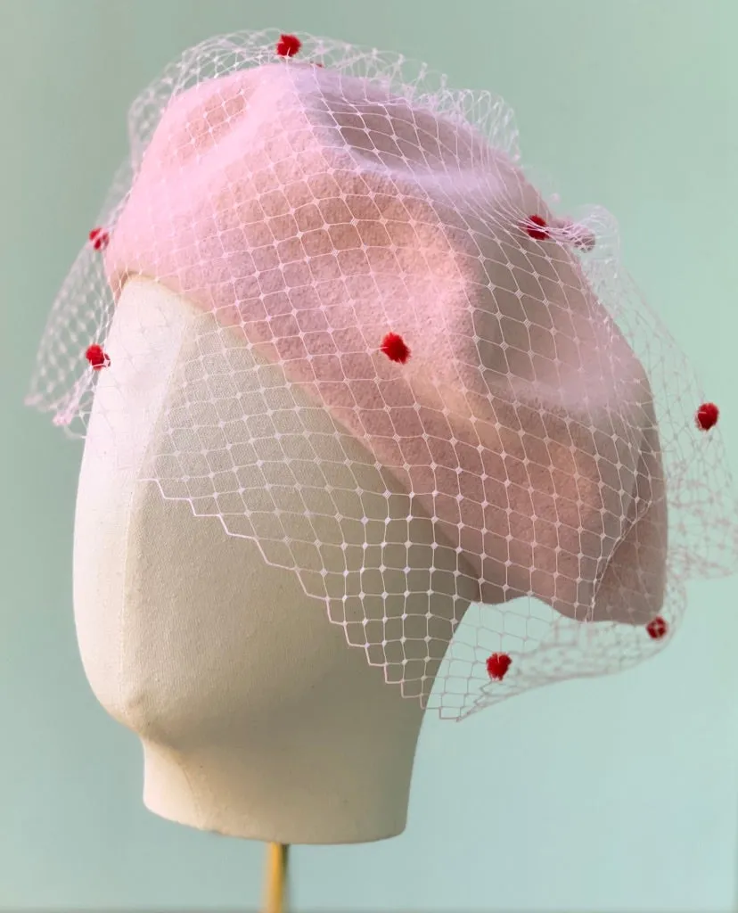 Veiled Bonnie Beret in Light Pink