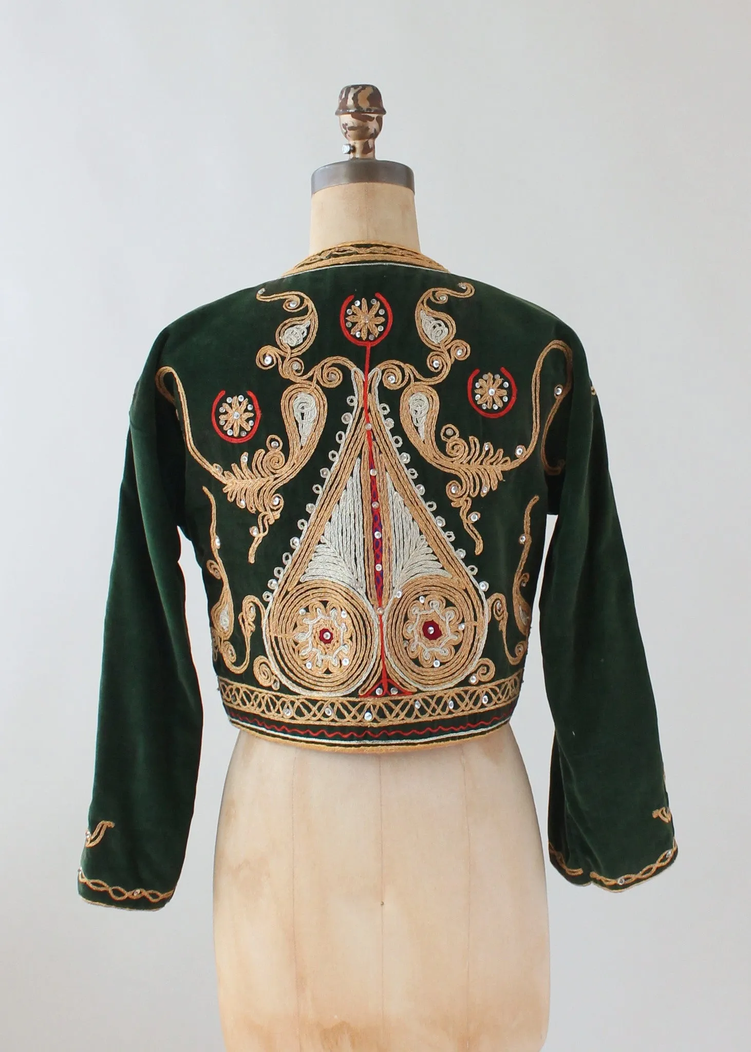 Vintage 1960s Green Eastern Europe Embroidered Jacket