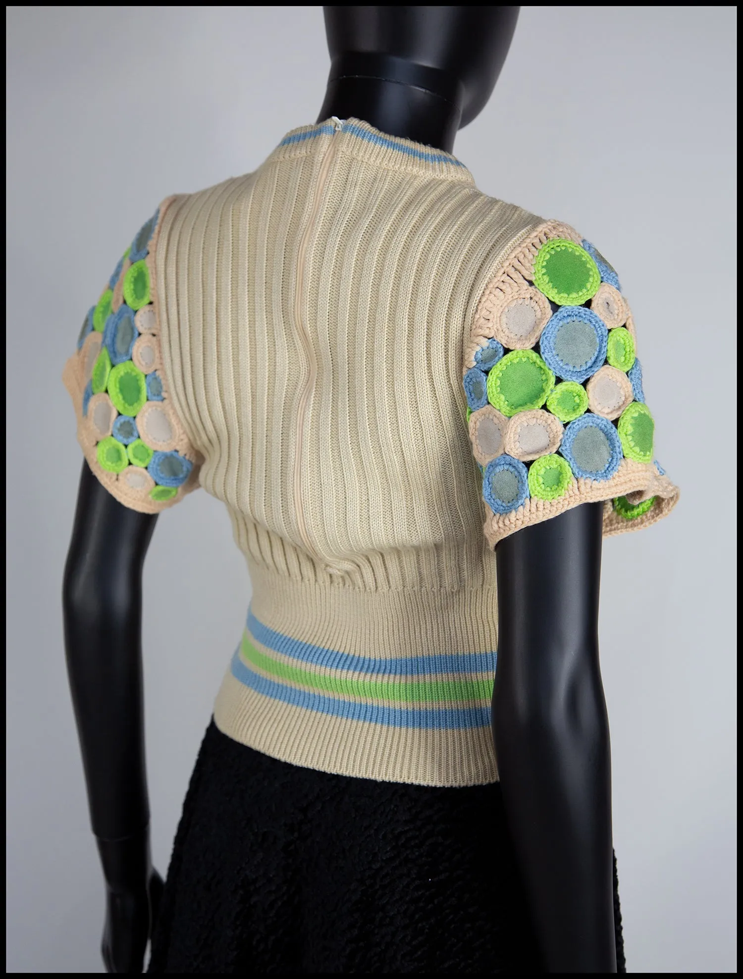 Vintage 1970s Wenjilli Designer Knit Top